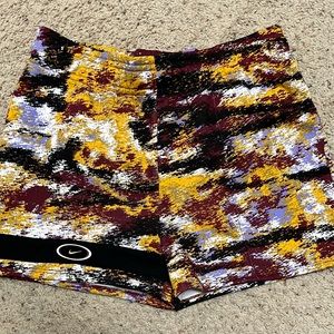 Nike Activewear Shorts XL and Razorback Crop Top 2XL